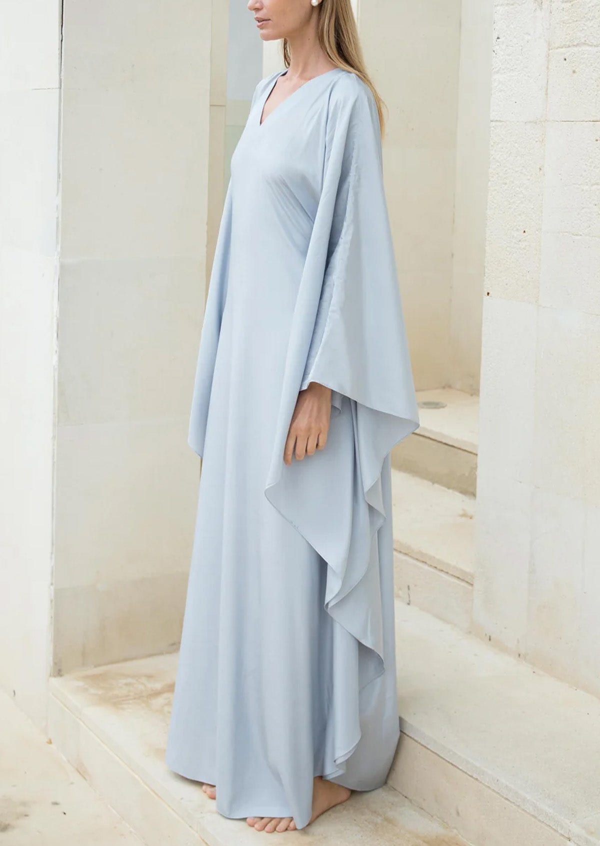 Elegant Casual Solid Color Small V-Neck Design Women's Abaya Dress-Blue