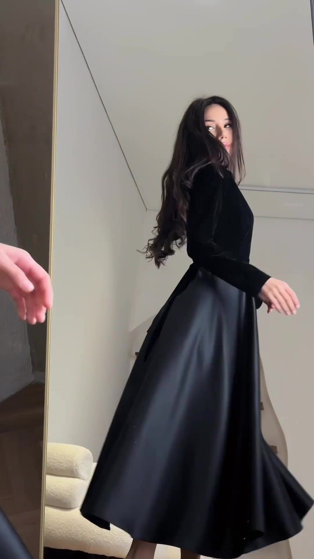 Women's Waist-cinching Round-neck Long-sleeved Dress