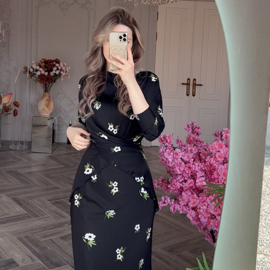 Women's Round Neck Floral Print Skirt Set