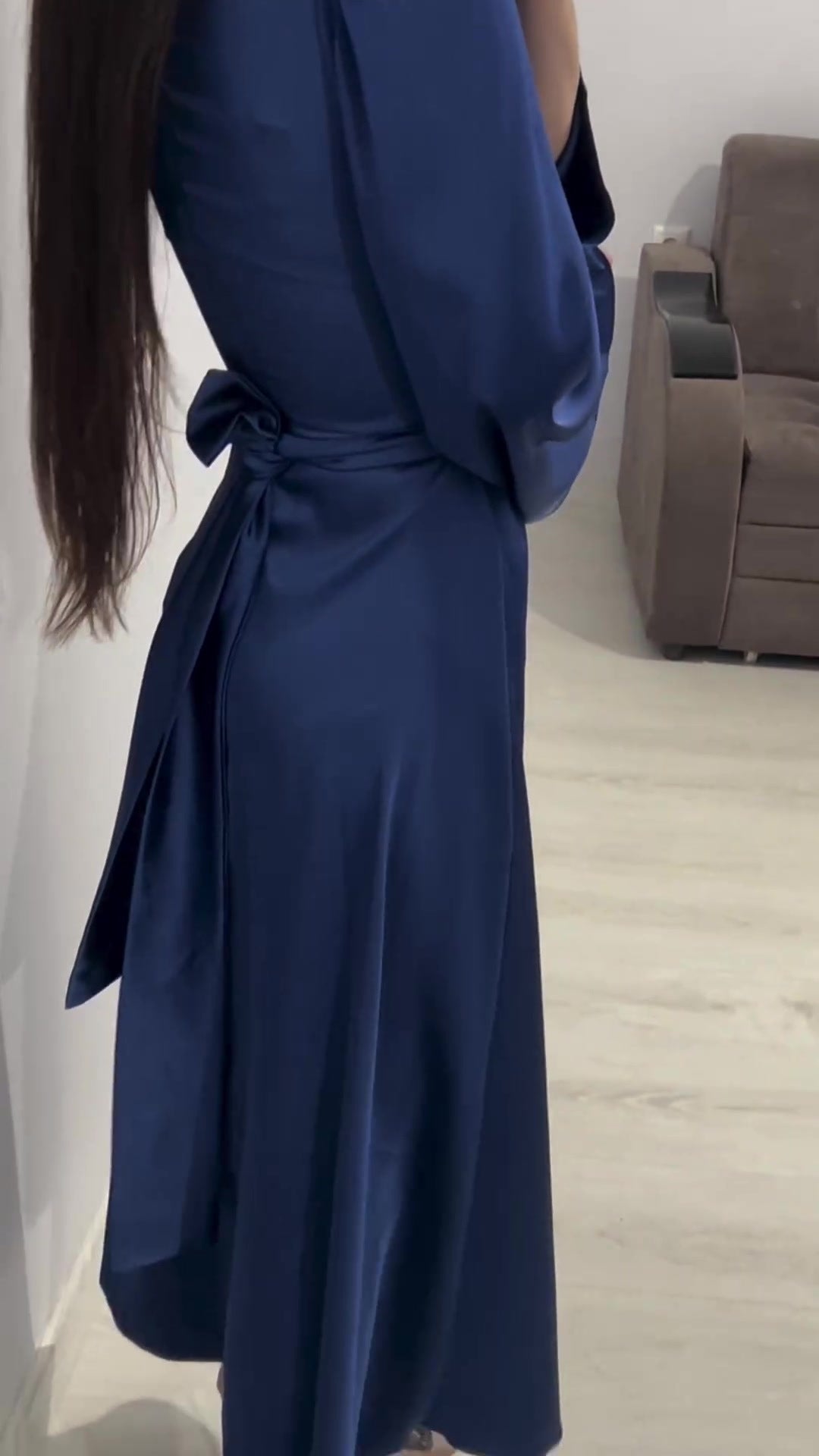 Women's Waist-cinching Slim Strappy Long-sleeved Dresses