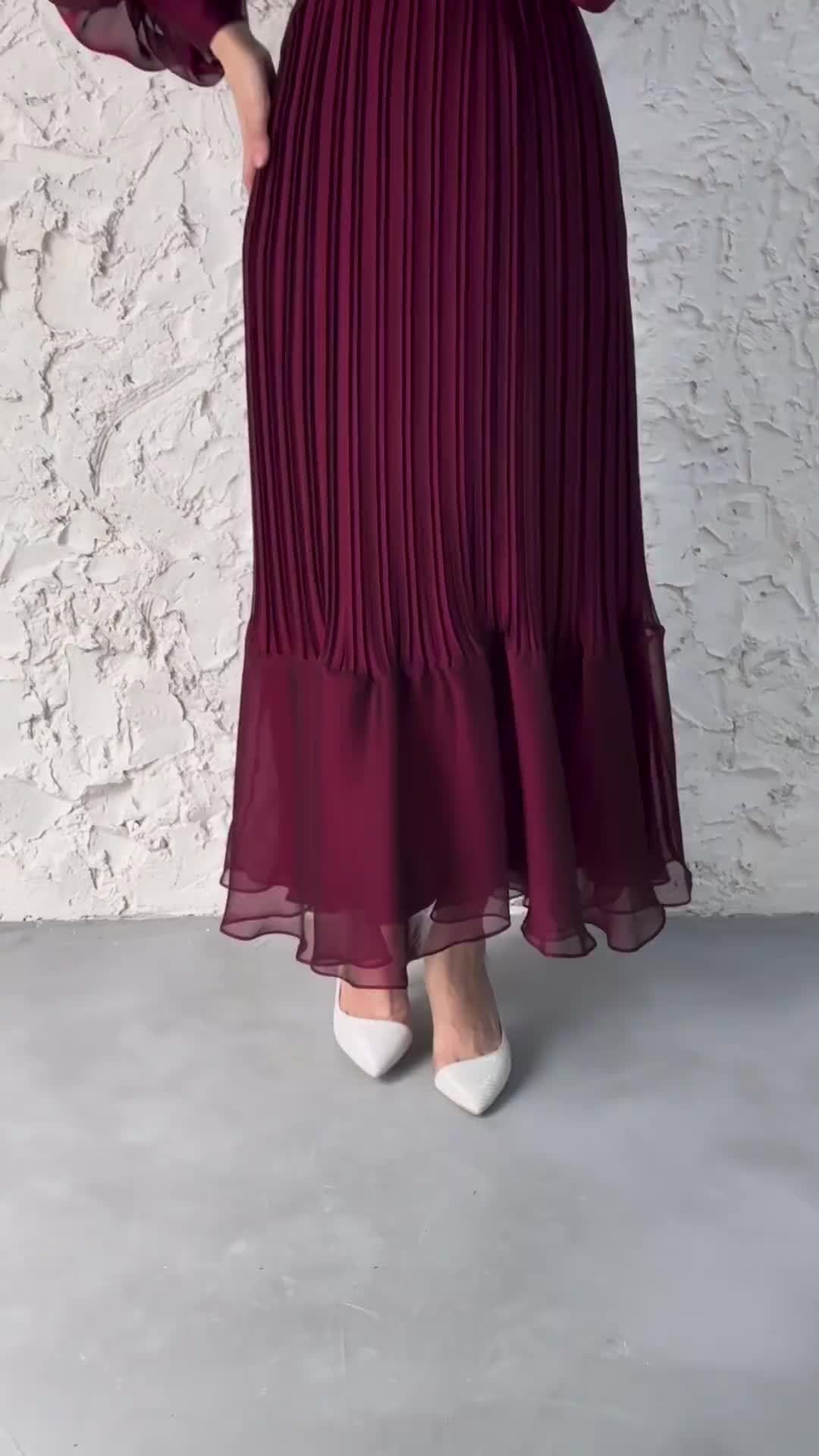 Women's Fishtail Pleated Maxi Dress