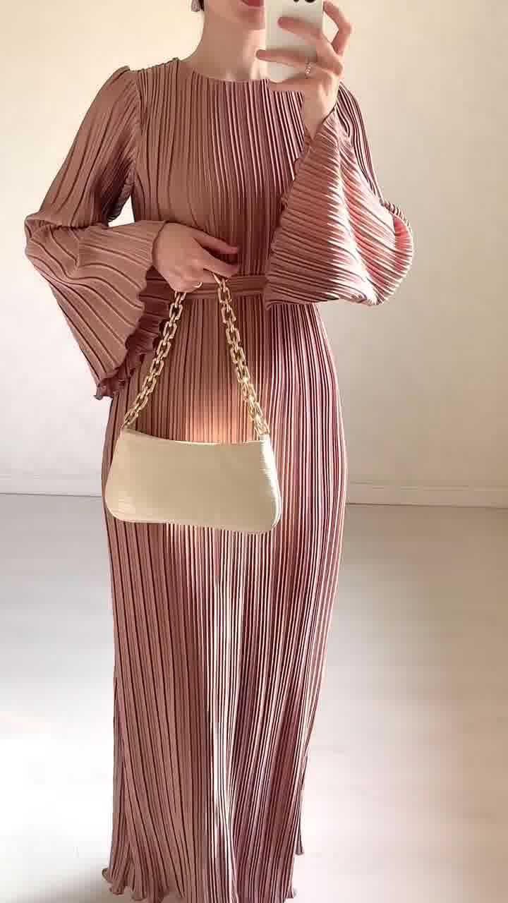 Women's Pleated Flared-sleeved Mixi Dress