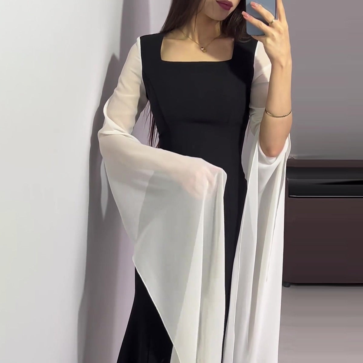 Dolman's Sleeves Cinched in The Waist and Patchwork Dress