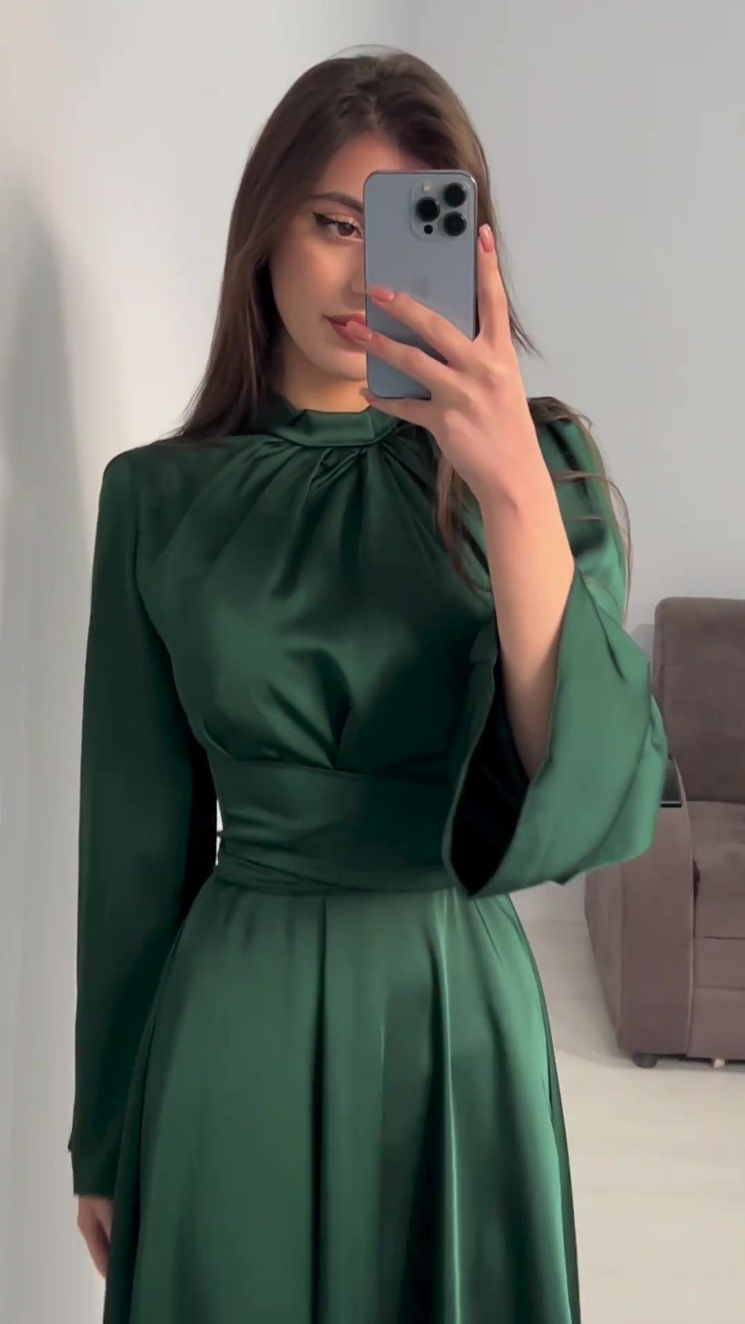 Women's Waist-cinching Slim Strappy Long-sleeved Dresses