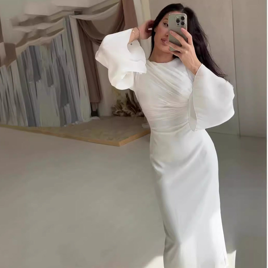 Solid Color Waist Cinched Hip Long Sleeve Dress