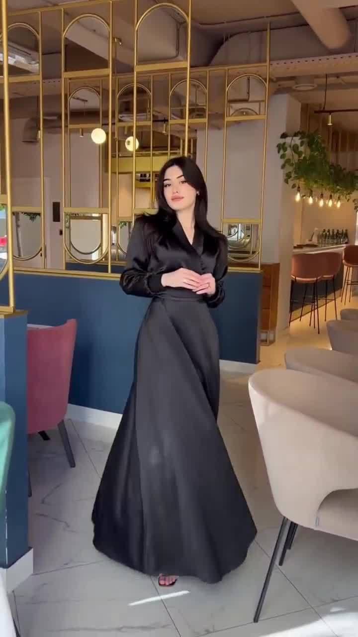 Women's Long Tie Waist-cinching Long-sleeved Dress