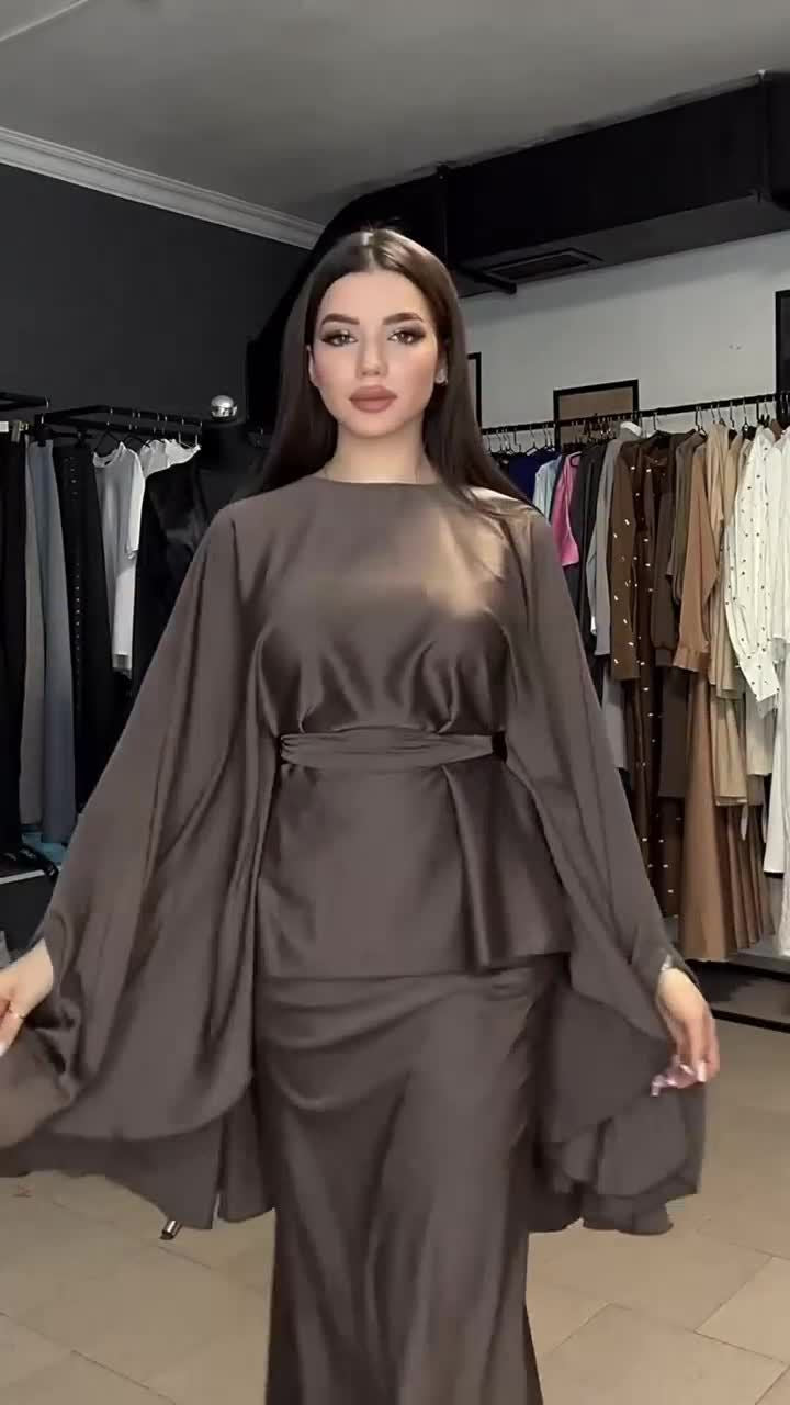 Lace-up Waist Roundneck Long-sleeved Suit Dress