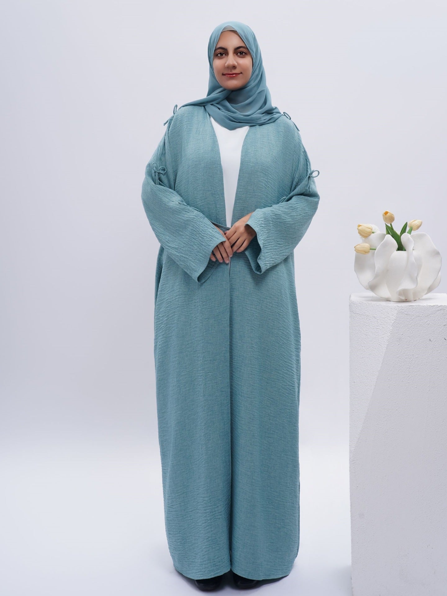 Elegant Textured Open Abaya with Bow Decortion