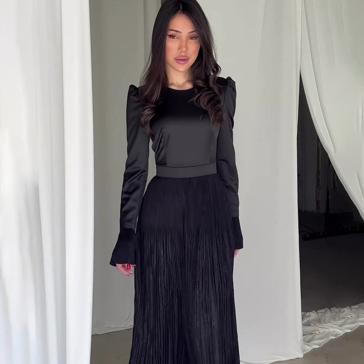 Pressed Waist-cinching Long-sleeved Oversized Dress