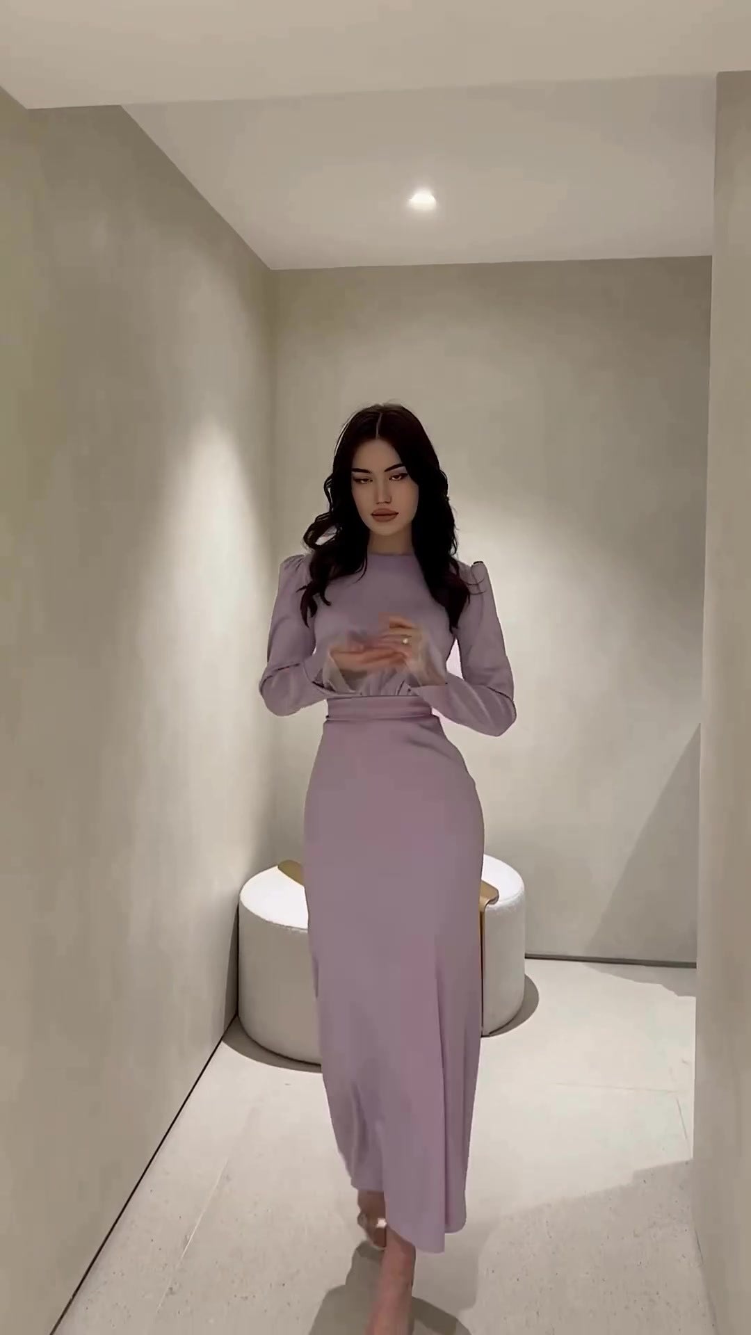 Pleated Waist-cinching Long-sleeved Dress