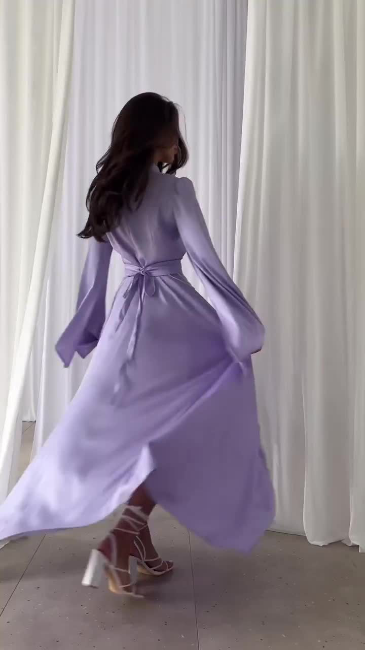 Women's Waist-cinching Long-sleeved Dresses
