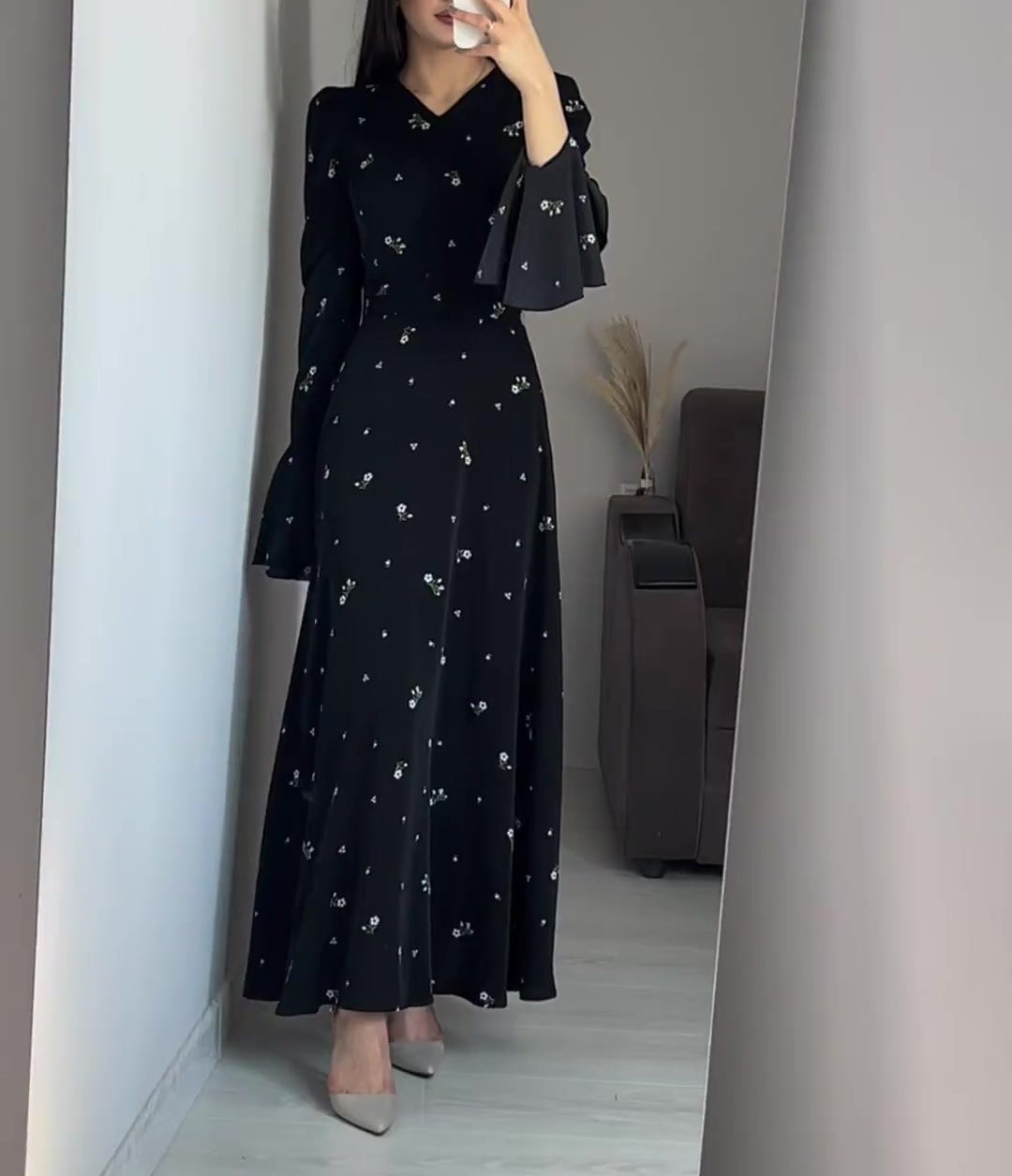 Ruffled Sleeves Cinched Waist Floral Gentle Wind Dress