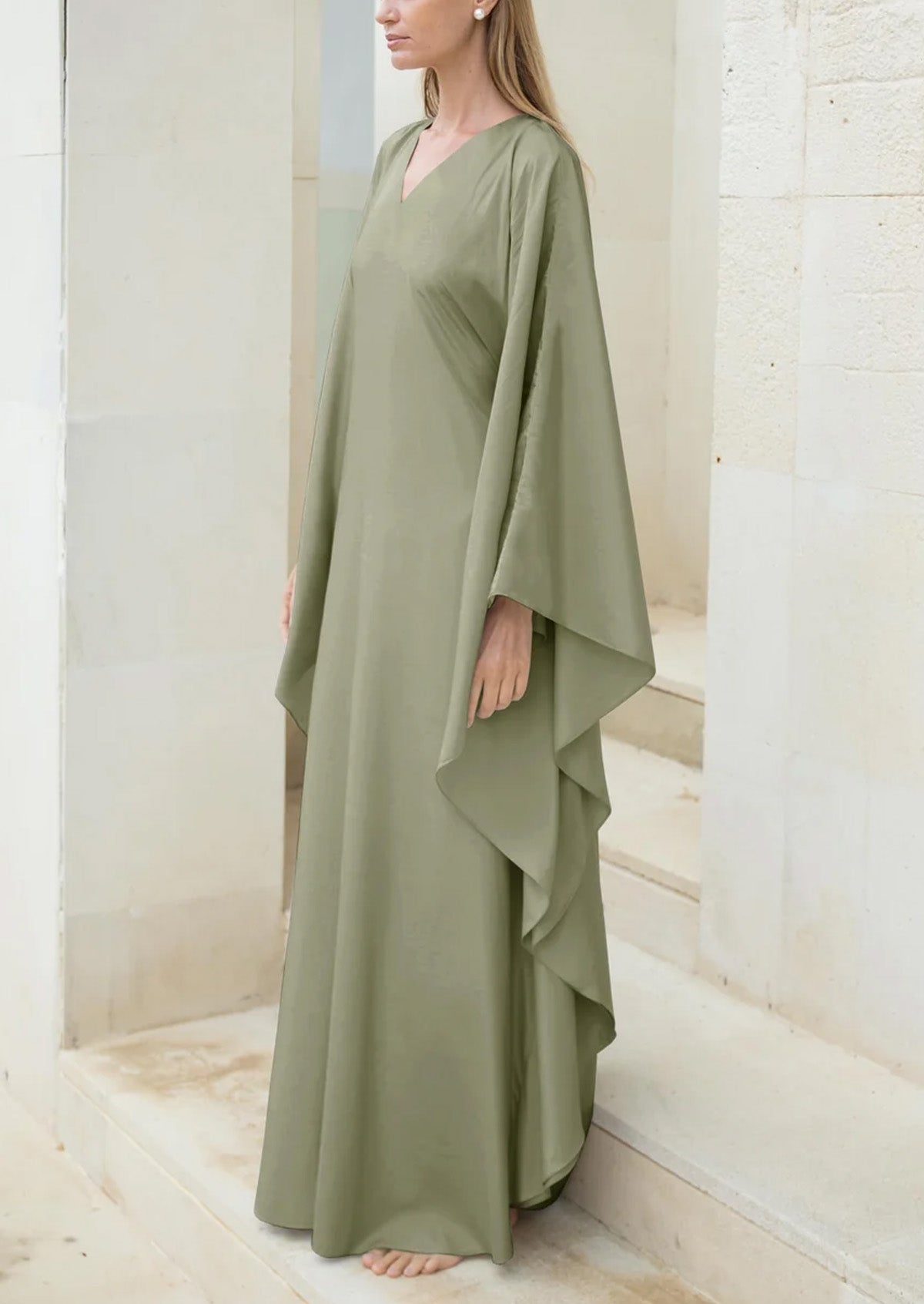 Elegant Casual Solid Color Small V-Neck Design Women's Abaya Dress-Green