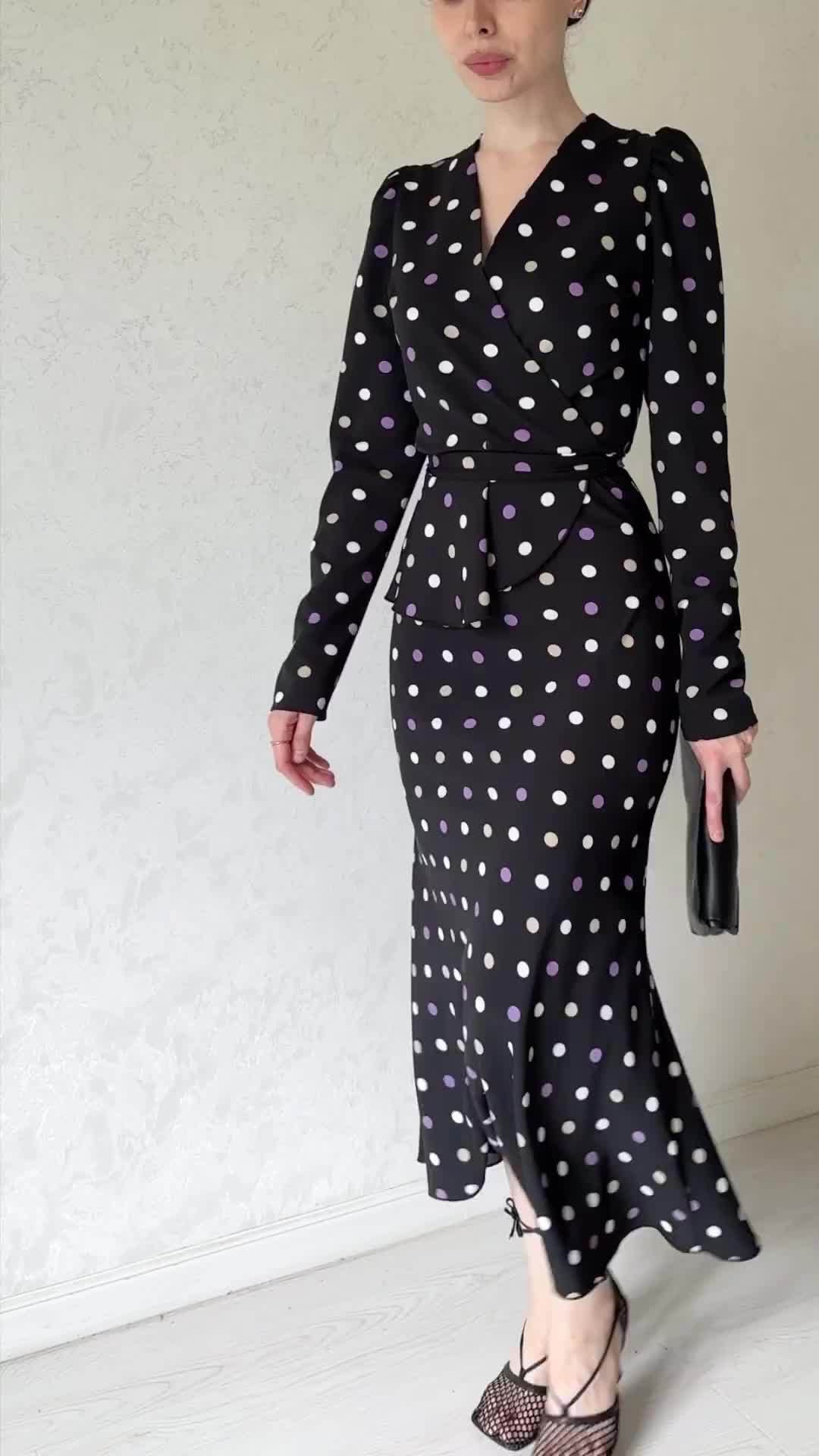 Polka Dot V-neck Hip Skirt Tie Waist Dress