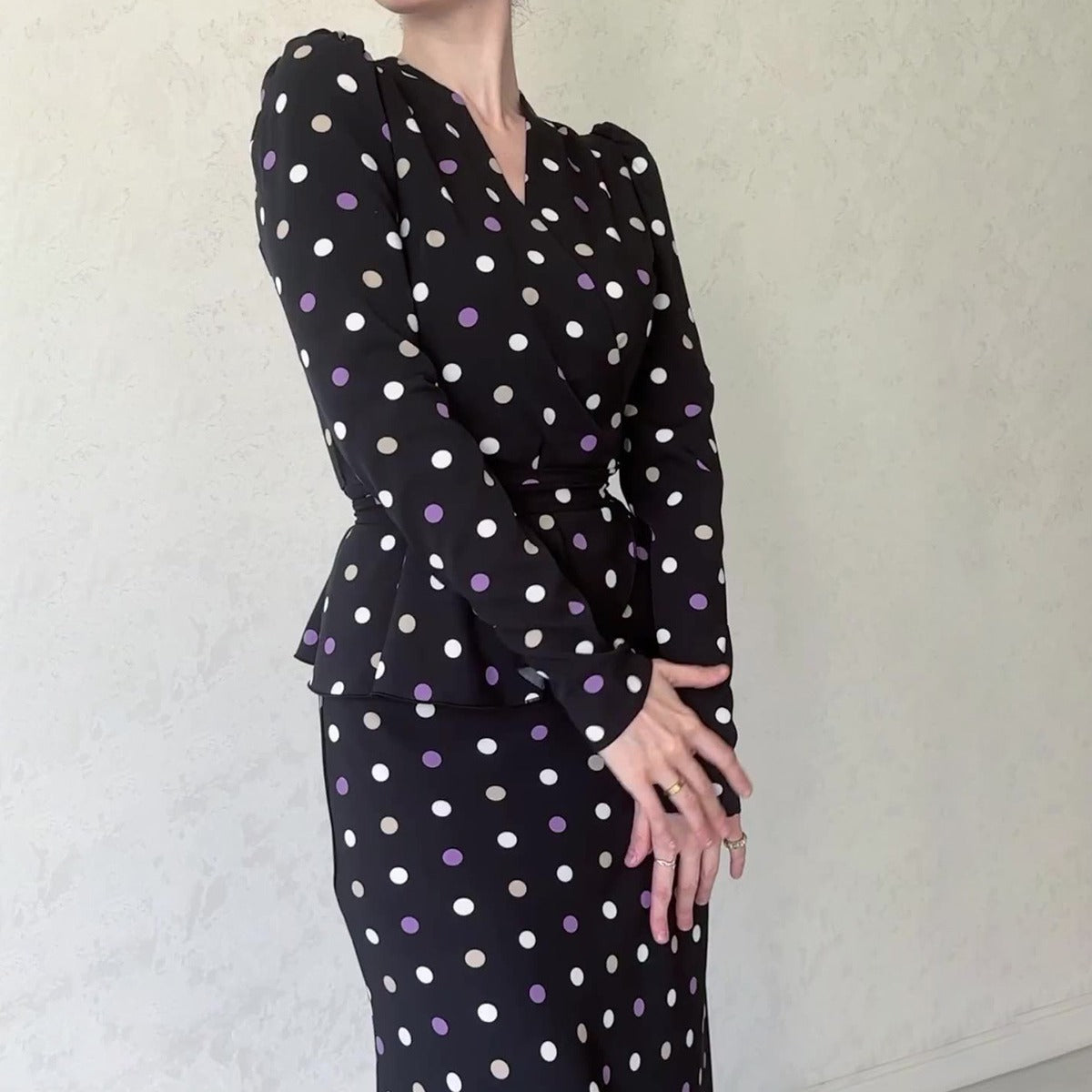 Polka Dot V-neck Hip Skirt Tie Waist Dress